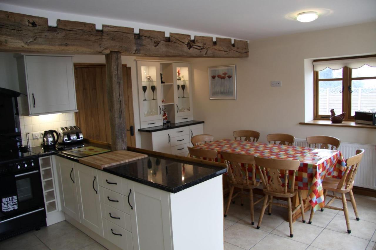 The Granary Self Catering Cottage Шрусбери Экстерьер фото